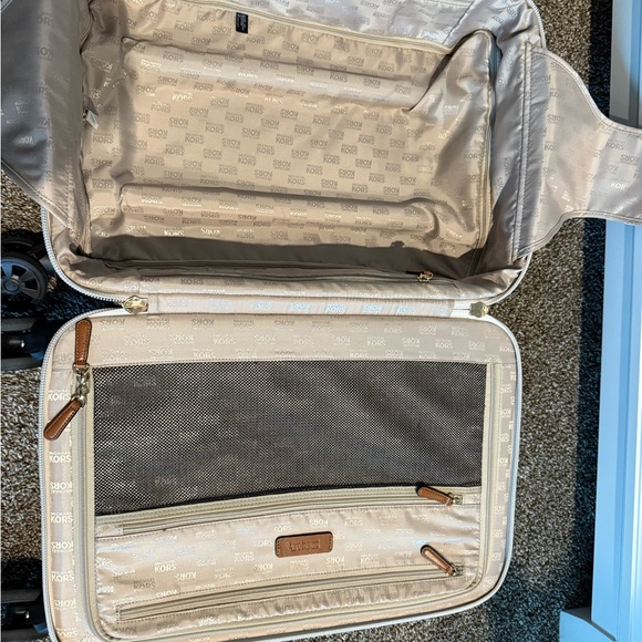 Michael Kors Carry On Luggage - Picture 8 of 15
